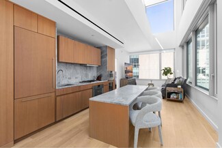 611 W 56th St Unit 7 E, New York, NY 10019