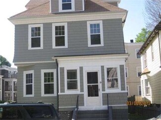 9 Roseland St, Dorchester Center, MA 02124