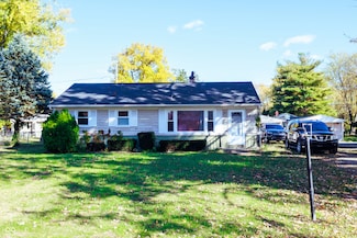 6073 Knollton Rd, Indianapolis, IN 46228