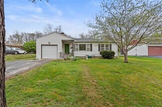 11224 E 39th St S, Independence, MO 64052