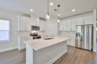 324 Pone St, Toney, AL 35773
