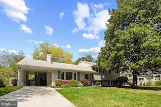 8318 Felton Ln, Alexandria, VA 22308