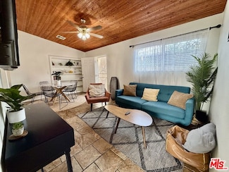 6041 Cleon Ave, North Hollywood, CA 91606