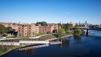 2755 N Hoyne Ave Unit 201, Chicago, IL 60647