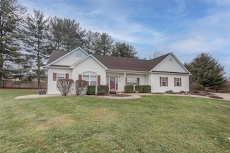 4800 Pear Tree Ln, Godfrey, IL 62035