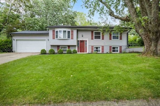 429 Greenbrier Dr, Richmond, IN 47374