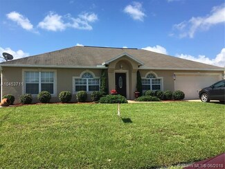 566 SW Dahled Ave, Port Saint Lucie, FL 34953