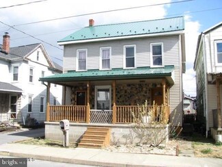 142 N 5th St, Sunbury, PA 17801