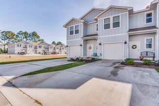 1007 Mclaren Cir, Fort Walton Beach, FL 32547
