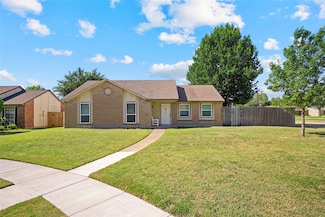 720 Camilla Ln, Garland, TX 75040