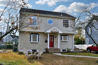 660 Arcadia Rd, Ridgewood, NJ 07450