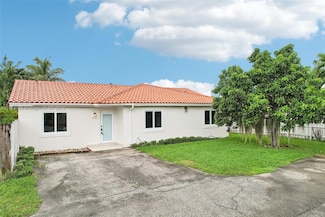 16940 SW 92nd Ave, Palmetto Bay, FL 33157