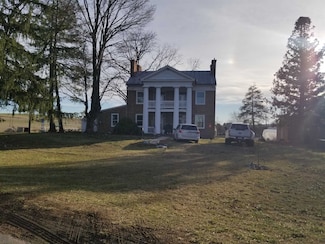 370 Friedens Church Rd, Mount Crawford, VA 22841