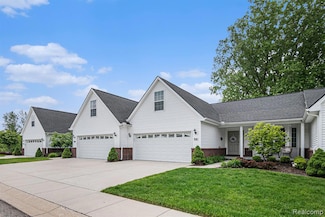 816 Nelsons Ridge Dr, Howell, MI 48843