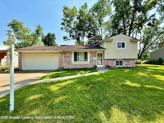 2829 Gibson St, Lansing, MI 48911