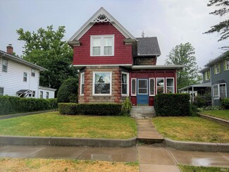 409 Calhoun St, Mishawaka, IN 46545