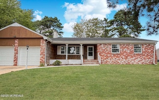 1533 11th Ave, Toms River, NJ 08757