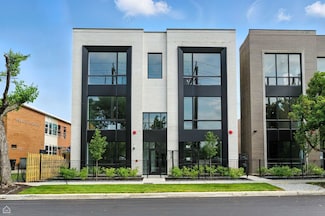 1615 W 13th St Unit 301, Chicago, IL 60608