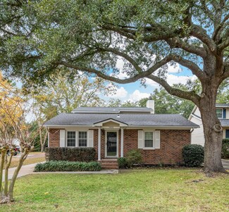 1432 River Front Dr, Charleston, SC 29407