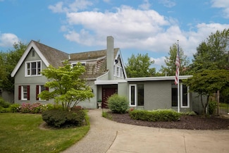 1 Nelson Ln, Bay City, MI 48708