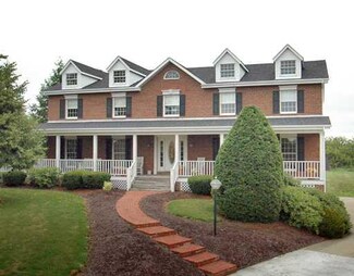 5916 Oak Hill Ct, Export, PA 15632