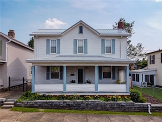 323 Fairmont St, Latrobe, PA 15650