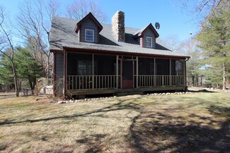 11 Saguaro Ln, Buzzards Bay, MA 02532