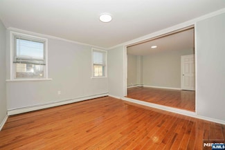 81 Devon St Unit 2, Kearny, NJ 07032