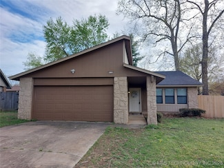 9132 S 89th Ave E, Tulsa, OK 74133