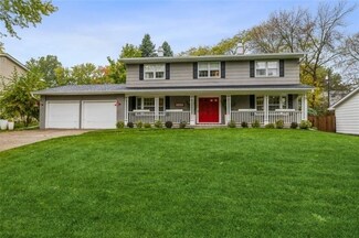 1820 79th St, Windsor Heights, IA 50324