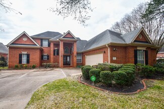 406 Kingfisher Dr, Sugar Land, TX 77478