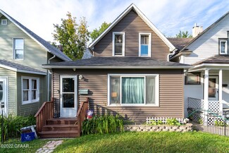 405 N 6th St, Grand Forks, ND 58203
