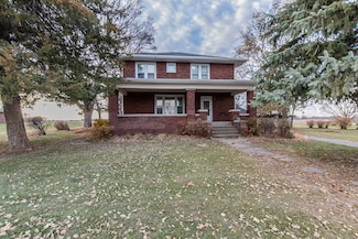 72 N Main St, La Moille, IL 61330