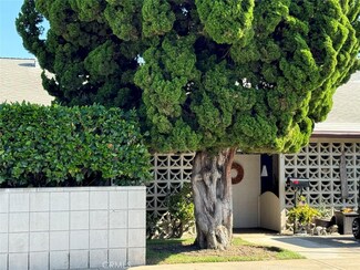 1181 Oakmont Rd, Seal Beach, CA 90740