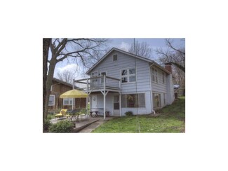 66 R St, Lake Lotawana, MO 64086
