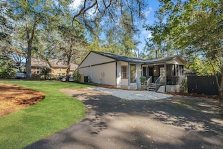 1494 Twin Lakes Cir, Tallahassee, FL 32311