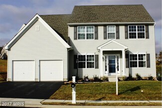 52 S Front St, New Freedom, PA 17349