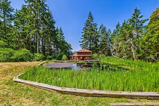 3551 Lower Thomas Rd, Miranda, CA 95553