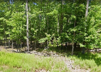 6 Cranberry Rd, Stroudsburg, PA 18360
