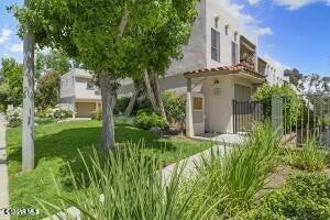 5322 Colodny Dr Unit 1, Agoura Hills, CA 91301