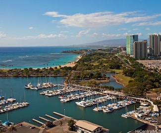 1700 Ala Moana Blvd Unit 2402, Honolulu, HI 96815