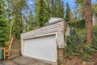 13909 4th Ave NE, Seattle, WA 98125