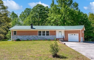 2299 Becky Hill Rd, Lexington, NC 27295