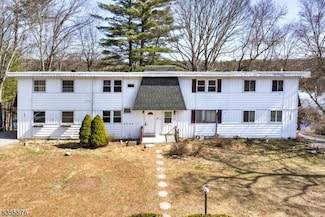 228- A Lake Shore North Co101, Montague Twp., NJ 07827
