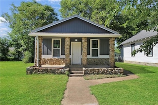 1621 Chess Ave, Parsons, KS 67357