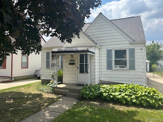 24907 Wilmot Ave, Eastpointe, MI 48021