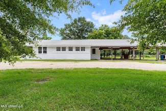2498 Highway 43 S, Picayune, MS 39466