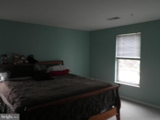 7522 Snowpea Ct Unit F, Alexandria, VA 22306