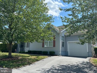 910 E Fox Hound Chase Unit 226, Glen Mills, PA 19342