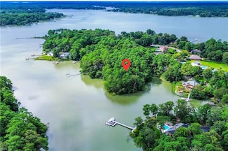 1850 S Woodside Ln, Virginia Beach, VA 23454
